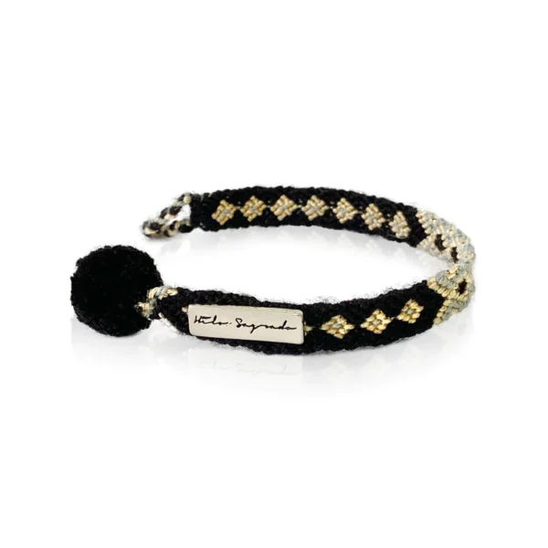 One threath Bracelet / Black- Beige Black by Hilo Sagrado