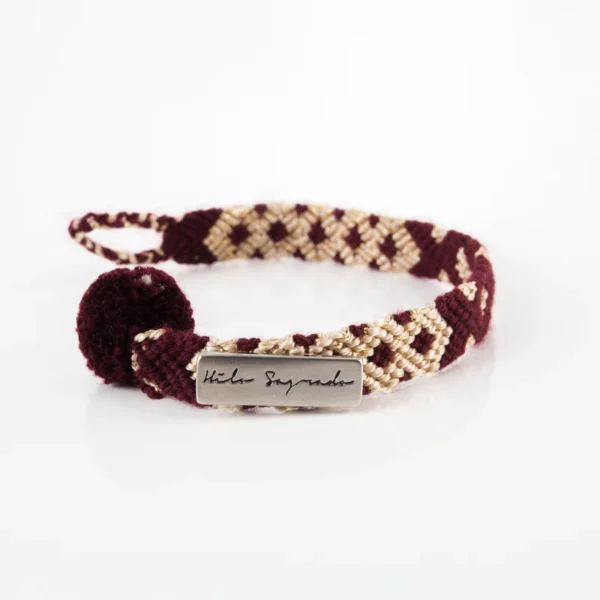 One threath Bracelet / Red Wine Sparkle by Hilo Sagrado